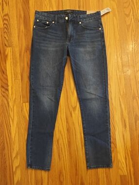 Forever 21 Men's Slim Jeans in Dark Blue Denim